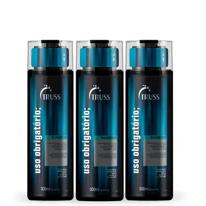 Kit com shampoo e condicionador Uso Obrigatório, da marca TRUSS