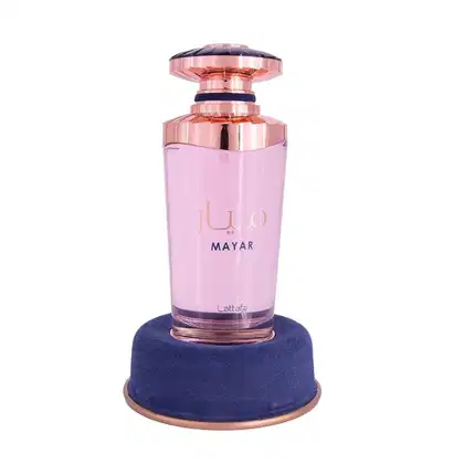 Frasco de perfume Lattafa Mayar, com design elegante em tons de rosa e azul, com detalhes em metal rosé. O rótulo exibe o nome da fragrância em letras douradas.
