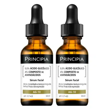 Dois frascos de soro facial da marca Principia, contendo 30ml cada. Os frascos possuem rótulos pretos com o nome da marca e informações sobre o produto, como a composição de ácido glicólico e aminoácidos.