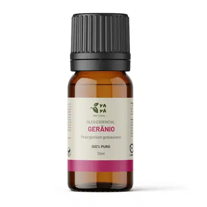 Frasco de óleo essencial de gerânio da marca Yayá Natural, com 10ml de volume, embalagem de vidro âmbar e tampa preta com ranhuras, rótulo branco com informações sobre o produto.