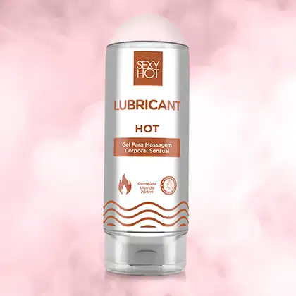 Lubrificante da marca Sexy Hot, com embalagem em formato de frasco cilíndrico de cor branca e detalhes em laranja. O rótulo exibe o nome "LUBRICANT HOT" e a informação "Gel Para Massagem Corporal Sensual".