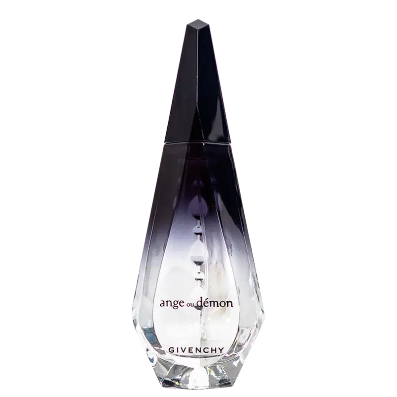 Perfume em frasco de vidro transparente com formato piramidal alongado. A parte superior é escura, em tom roxo profundo. O frasco tem um rótulo branco na base com o texto "ange ou démon" e o logotipo "GIVENCHY" abaixo.