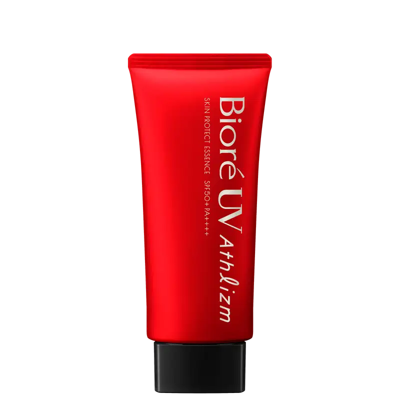 Tubo vermelho com rótulo em branco e preto exibindo o nome da marca "Biore UV Athlizm Skin Protect Essence FPS50". 