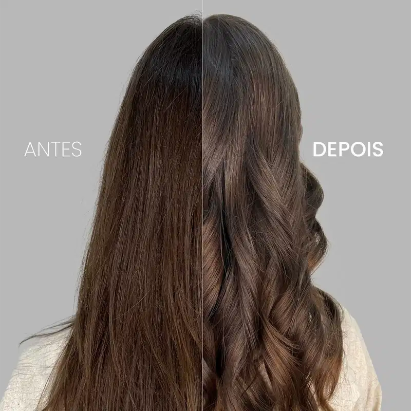 A imagem traz uma comparação antes e depois do uso do Óleo Capilar Cadiveu  Final Style Supreme Oil. Na esquerda, o "Antes" mostra cabelos opacos e sem brilho. Já na direita, o "Depois",  com fios mais brilhantes, sedosos e perfeitamente ondulados.