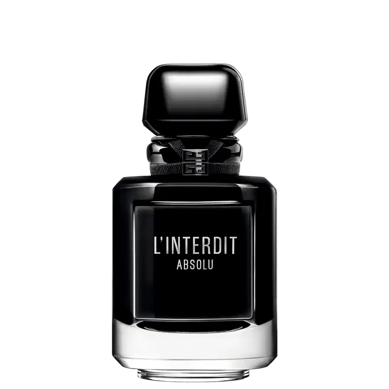 A imagem mostra o frasco do perfume L'Interdit Absolu. É um frasco de vidro preto reluzente, como uma joia, quadrado angulado com detalhes em prata na parte inferior e superior. A tampa do frasco é preta e retangular angulada.