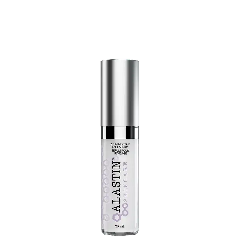 Creme sérum antissinais Alastin. Frasco cilíndrico de vidro transparente com tampa prateada metálica. Rótulo branco com o logotipo e nome do produto "Skin Nectar Face Serum" em letras pretas.