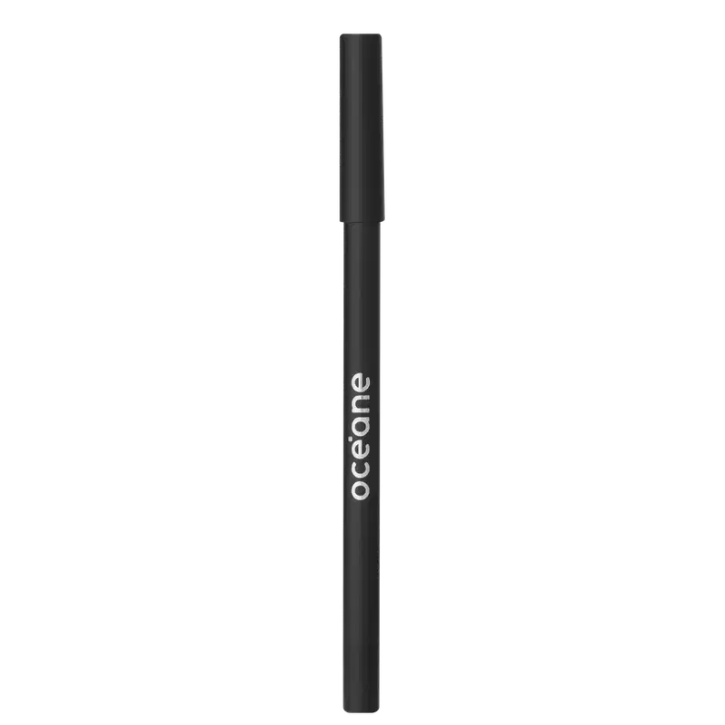 A imagem mostra o Lápis de Olho Océane Purple Eyeliner Pencil com embalagem cilíndrica preta. A embalagem é alongada e fina, com a palavra "océane" impressa em letras brancas minúsculas no corpo.