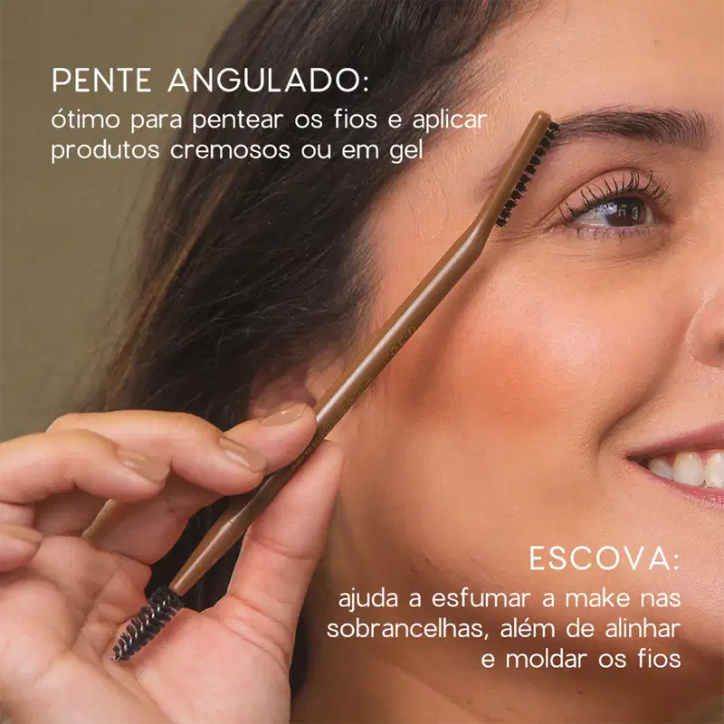 Pente angulado: ótimo para pentear os fios e aplicar produtos cremosos ou em gel. Escova: ajuda a esfumar a make nas sobrancelhas, além de alisar e moldar os fios.