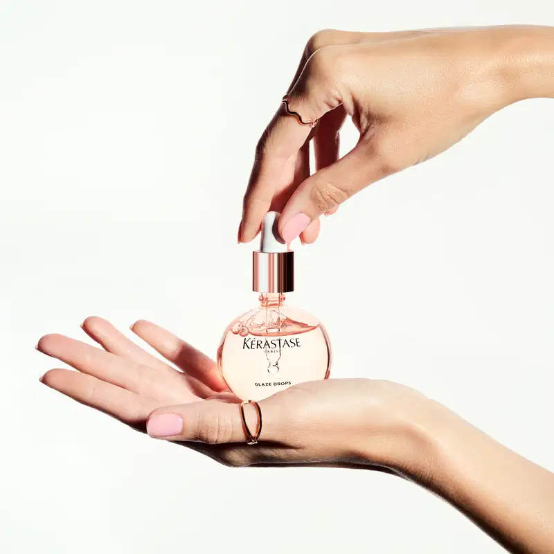 Óleo capilar Gloss Absolu, da marca Kérastase.