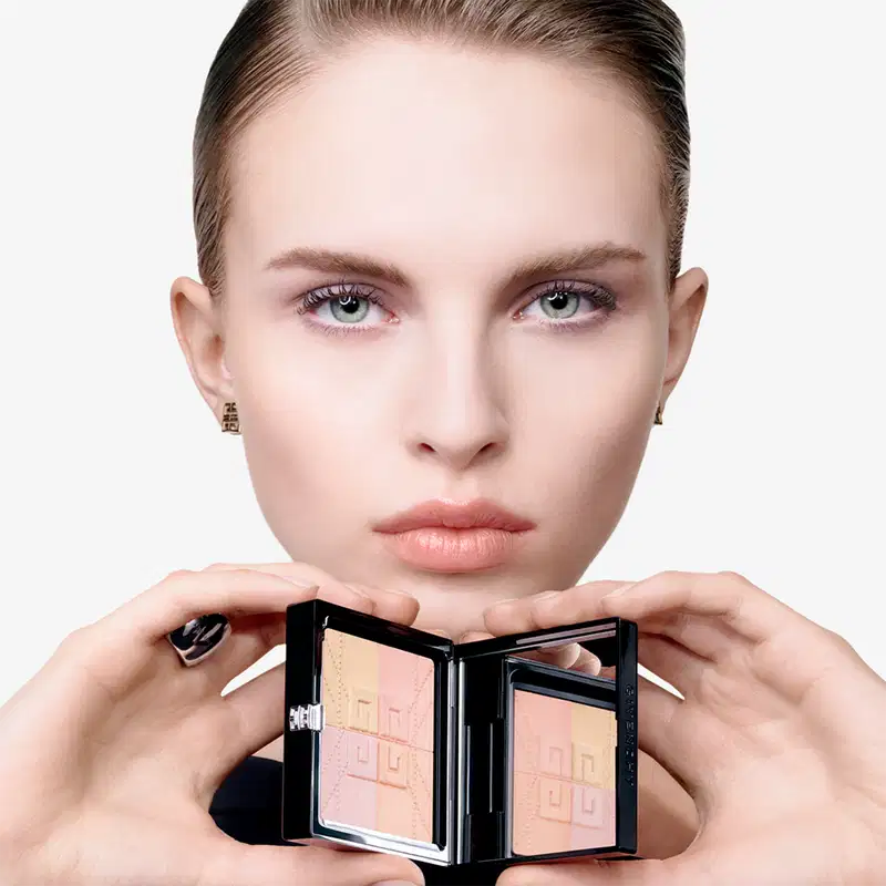 Pó Compacto Givenchy Prisme Libre Pressed Powder, 7g.
