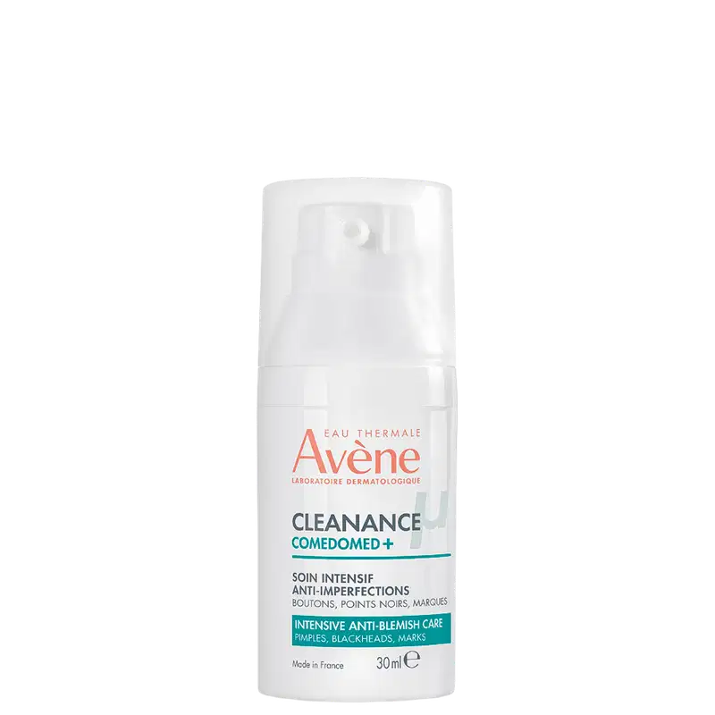 Frasco branco da linha Cleanance Comedomed+ da Avène, um produto de cuidado intensivo anti-imperfeições para pele com acne