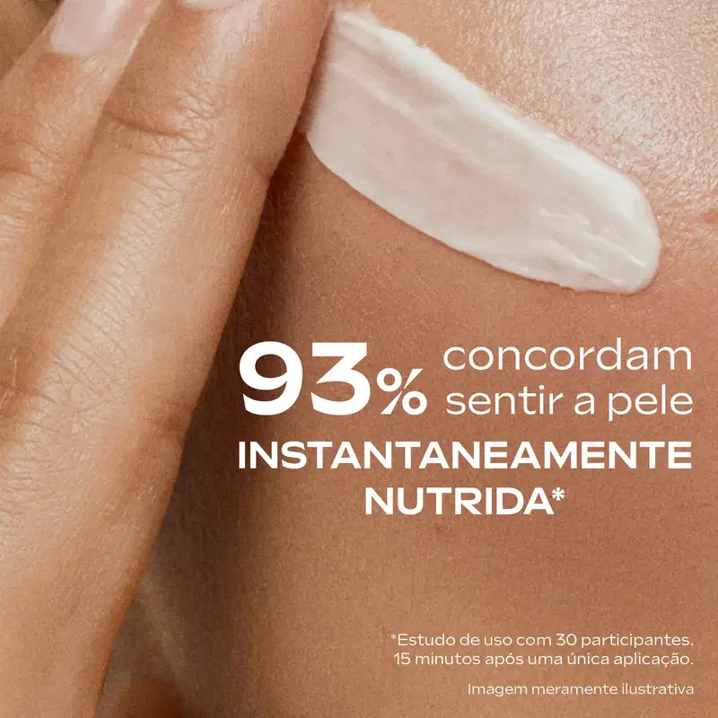 Creme facial Weleda Skin Food Dia sendo aplicado no rosto, com o texto "93% concordam sentir a pele instantaneamente nutrida".