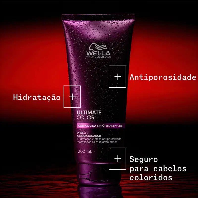 O produto de beleza da marca Wella Professionals é um condicionador para cabelos coloridos, com fórmula que promove hidratação e efeito antiporosidade, em embalagem roxa com gotas d'água, em um ambiente escuro e vermelho, sugerindo um uso profissional.