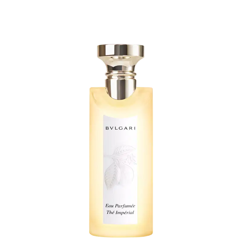 Frasco de perfume Bvlgari Eau Parfumée Thé Impérial, com design elegante em tons claros e rótulo branco com nome da marca. Embalagem com tampa metálica dourada, apresentando uma fragrância sofisticada da linha Bvlgari.