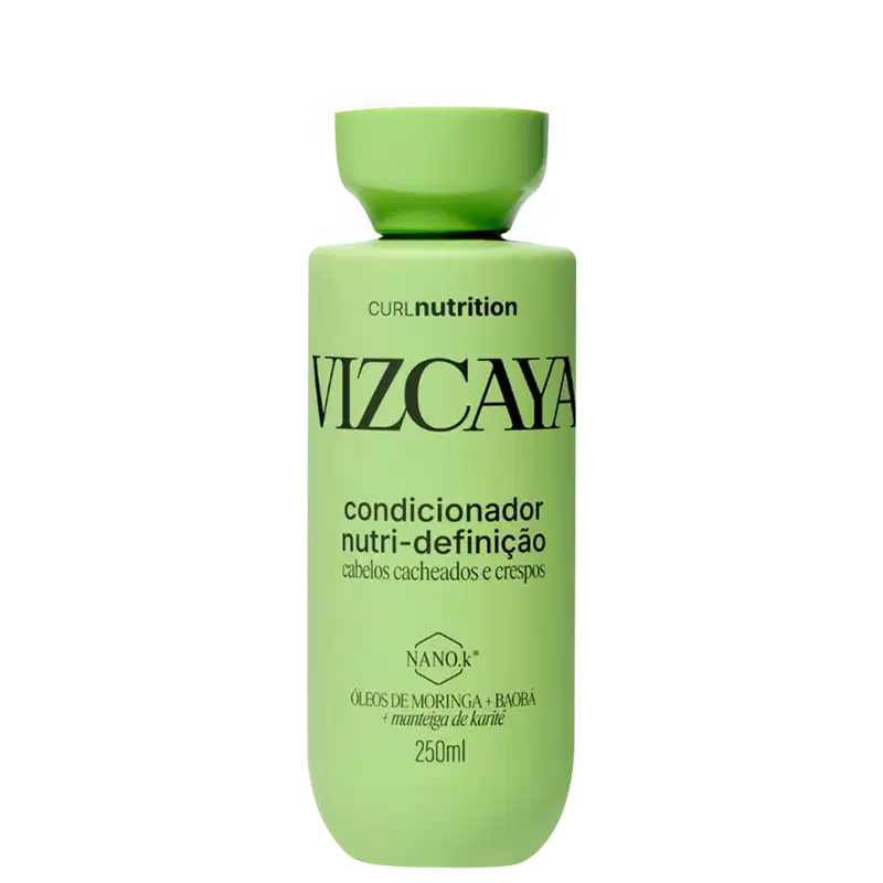 Frasco verde de 250ml do condicionador Vizcaya Curl Nutrition, com rótulo destacando os ingredientes de moringa, baobá e manteiga de karité para cabelos cacheados e crespos.