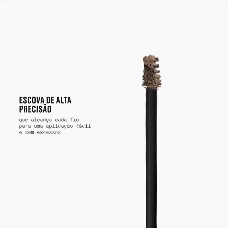 ESCOVA DE ALTA PRECISÃO que alcança cada fio para uma aplicação fácil e sem excessos