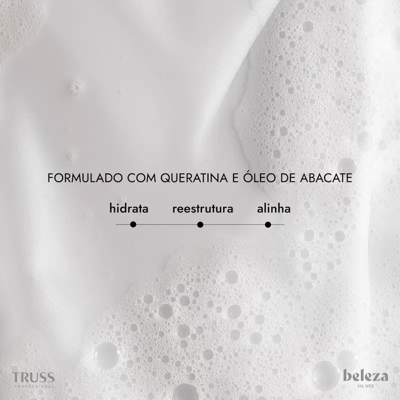 Formulado com queratina e óleo de abacate. Hidrata, reestrutura e alinha.