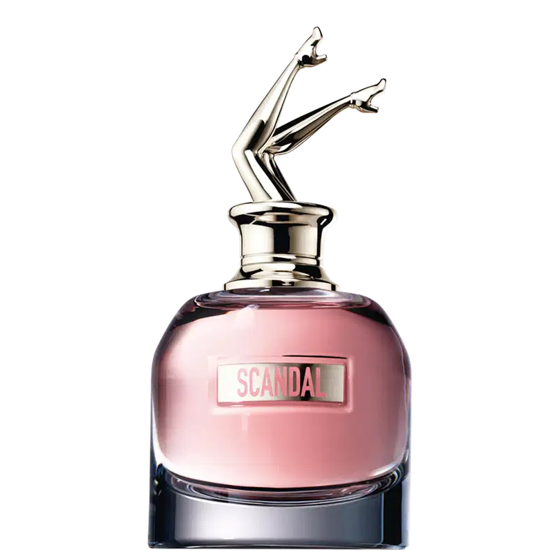 O design da embalagem é ousado e moderno, característico da marca Jean Paul Gaultier.
