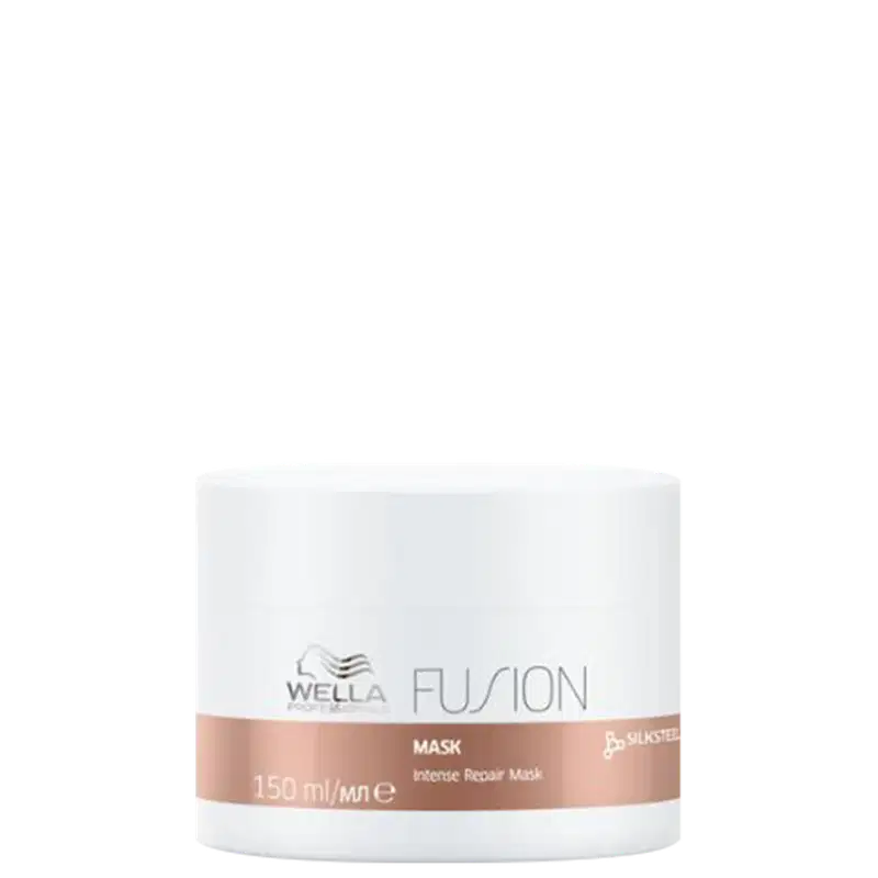Frasco branco da linha Wella Fusion, contendo máscara de reparação intensa com 150 ml. O rótulo apresenta o nome da linha e a indicação "Mask" em letras pretas.