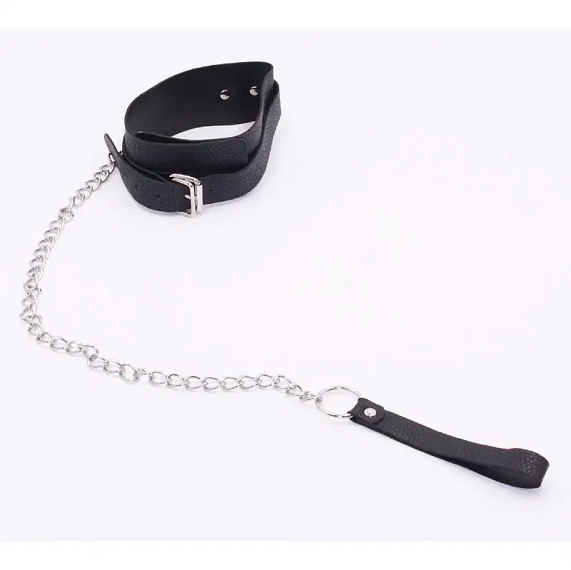 Kit Bondage BDSM 7 Peças c/ Coleira Guia Mordaça Algema Tornozeleira e Chicote