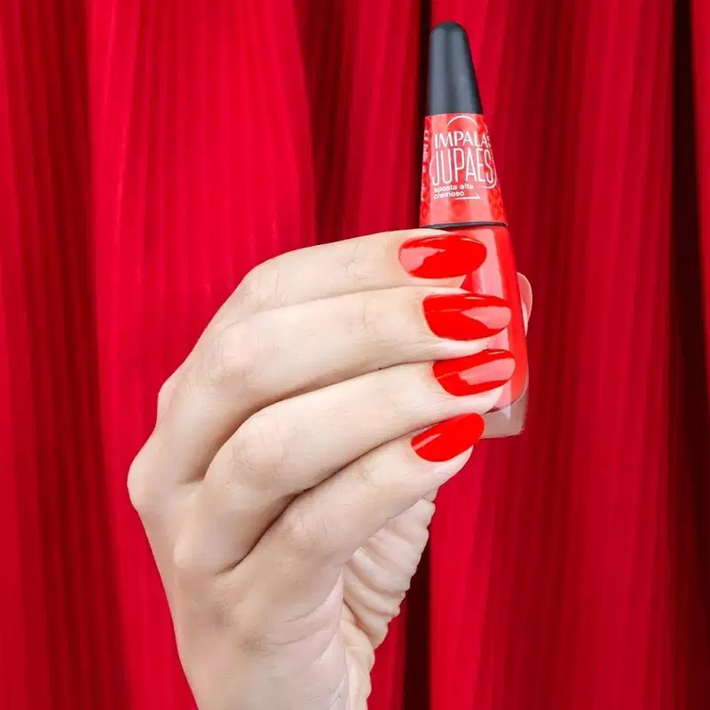Kit Impala Ju Paes Virando O Jogo Aposta Alta: 1 Esmalte Cremoso e 1 Lip Oil Hidratante