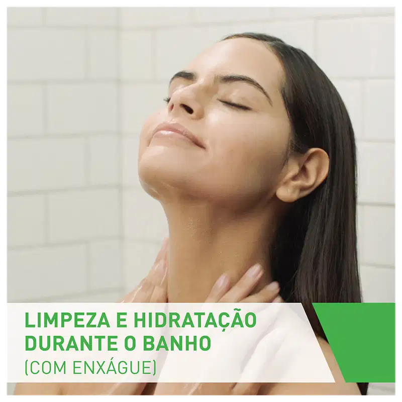 Frasco de loção de limpeza hidratante da marca CeraVe, com embalagem branca e verde, contendo 473 ml do produto. O rótulo destaca que o produto é desenvolvido com dermatologistas e contém 3 ceramidas essenciais e ácido hialurônico.