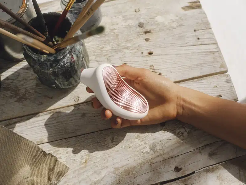 LELO SONA 3 Sugador de Clitóris Estimulador Sônico com App Recarregável - Crean