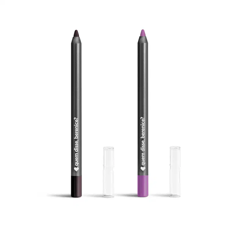 Dois lápis para olhos da marca Quem Disse, Berenice?, um na cor roxa e outro na cor lavanda. Ambos com corpo cinza, ponta e parte inferior na cor do item e tampa transparente.