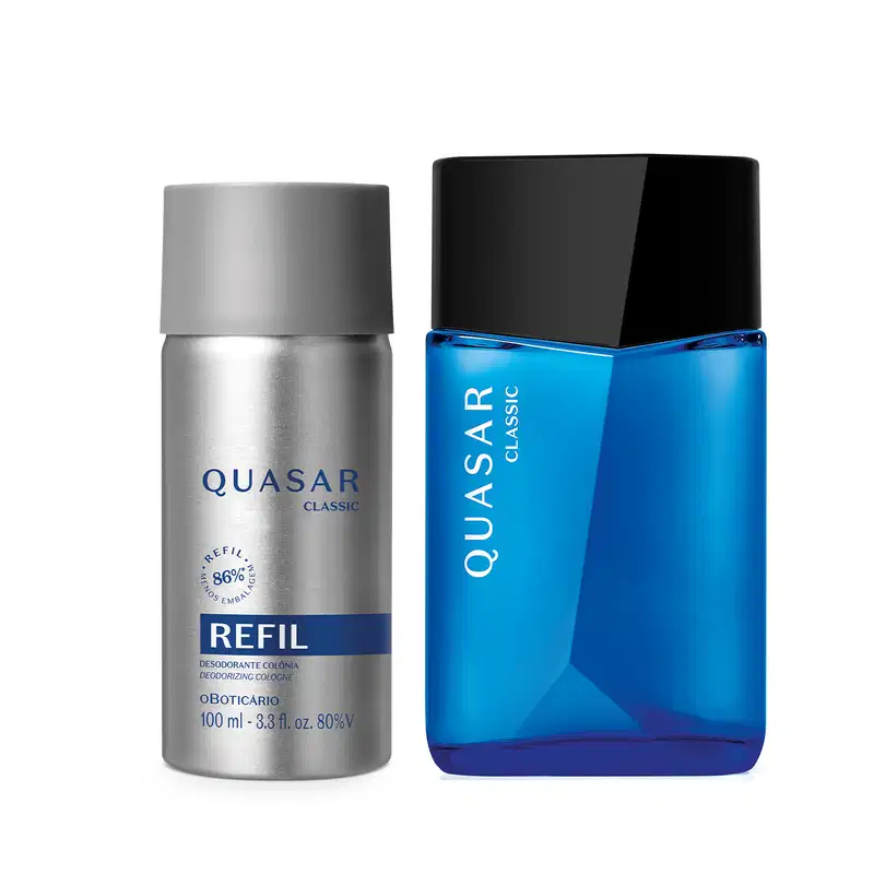 Conjunto Quasar Classic com desodorante colônia em frasco de vidro com design angulado na cor azul com tampa preta logo branco gravado no vidro, e refil do mesmo produto em embalagem prateada com tampa cinza e texto azul.
