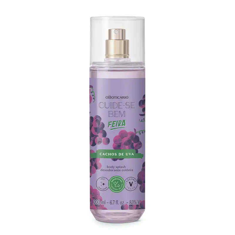 Imagem de um frasco transparente com válvula spray dourada e líquido lilás, rótulo em tons de roxo, lilás e verde, decorado com ilustrações de uvas roxas contendo 200 ml de body splash da marca Cuide-se Bem Feira Cachos de Uva.