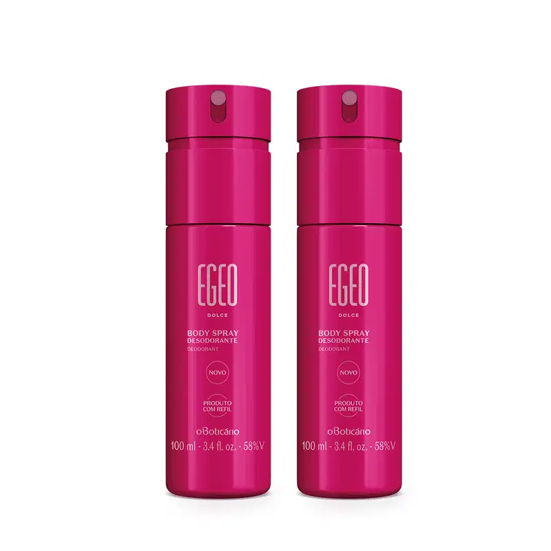 Imagem de dois frascos de 100ml do body spray Egeo Dolce. A embalagem é toda rosa e o rótulo traz informações em letras douradas.