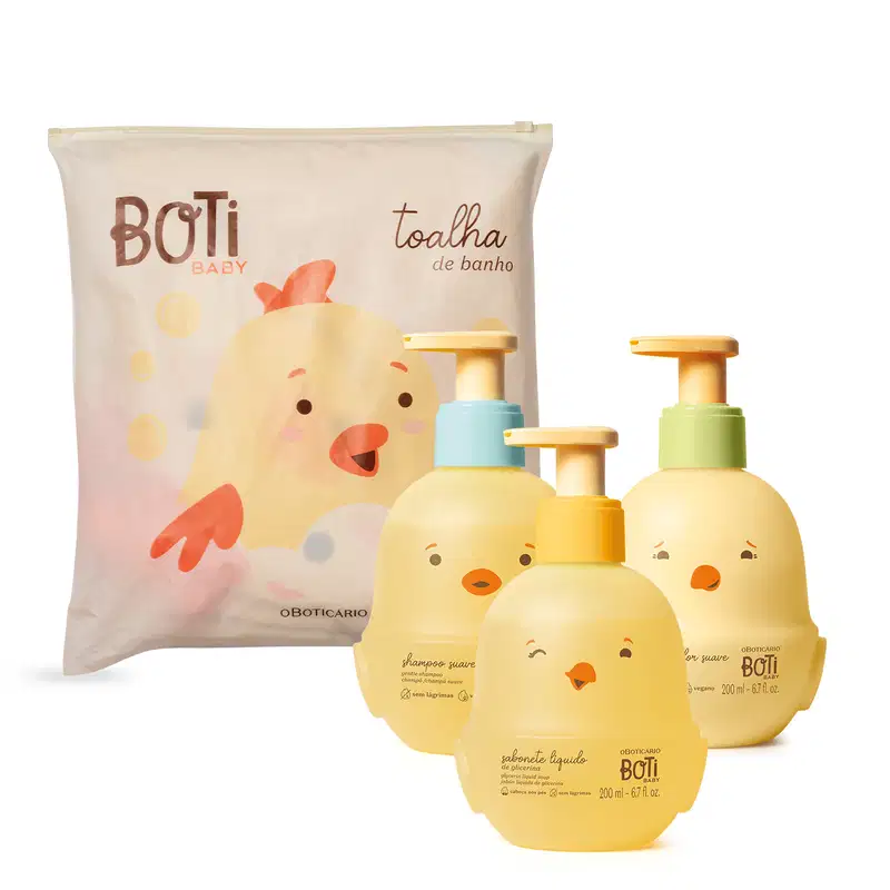 Produtos de higiene infantil da marca Boti Baby, incluindo toalha de banho, shampoo suave, sabonete líquido e embalagem com ilustrações de pintinhos amarelos. Cores predominantes são amarelo, branco e azul claro.