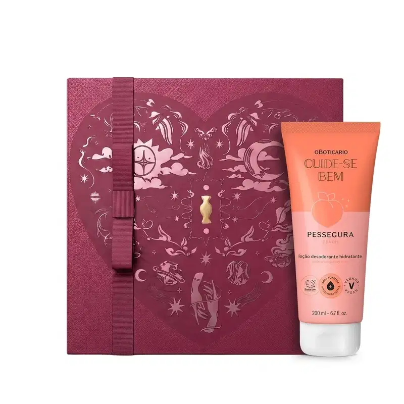 Caixa vermelha com ilustrações decorativas e frasco laranja contendo loção desodorante hidratante da linha Cuide-se Bem da marca Boticário, com rótulo indicando o produto "Pessegura".