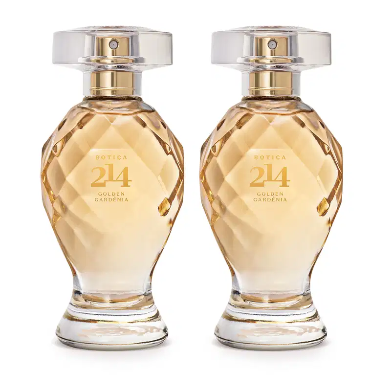 Imagem de dois frascos do Eau de Parfum Botica 214 Golden Gardênia em vidro transparente em formato curvilíneo lapidado, com líquido bege, borrifador dourado e tampa transparente. Cada recipiente conta com 75ml da fragrância. 