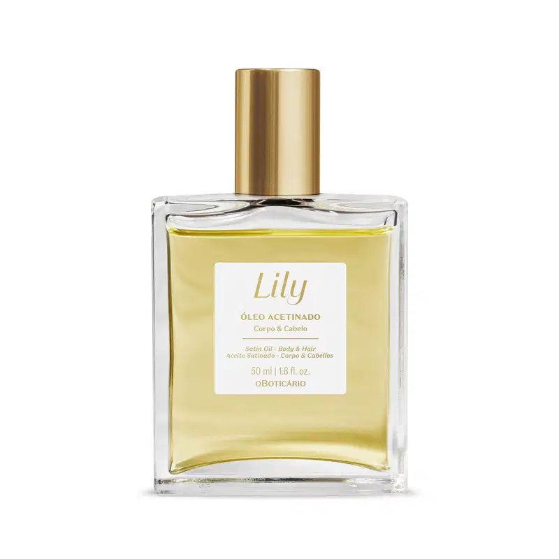 Vidro quadrado com líquido bege, tampa dourada, rótulo branco com letras bege contendo 50ml de óleo acetinado multifuncional corpo e cabelo da marca Lily.