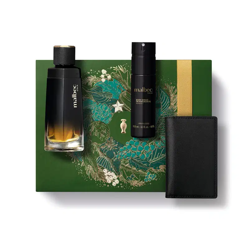 Imagem do Kit Presente Natal Malbec Gold que traz um frasco preto fosco de desodorante colônia, um frasco preto cilíndrico com letras douradas de body spray, uma carteira preta e uma caixa presenteável verde com estampa natalina.