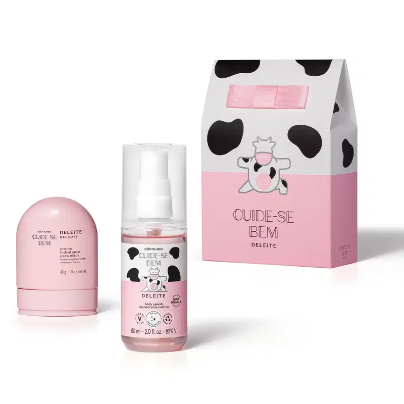 Imagem de um tubo compacto de creme para as mãos, frasco com líquido rosa de body splash e sacola de presente. Todos da linha Cuide-se Bem Deleite em tons de rosa, preto e branco com ilustração de vaquinha.