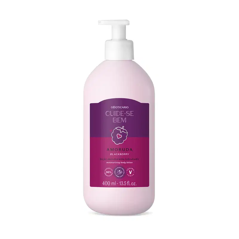 Frasco branco e rótulo roxo com ilustração de amora contendo 400ml de loção hidratante corporal da marca Cuide-se Bem Amoruda.