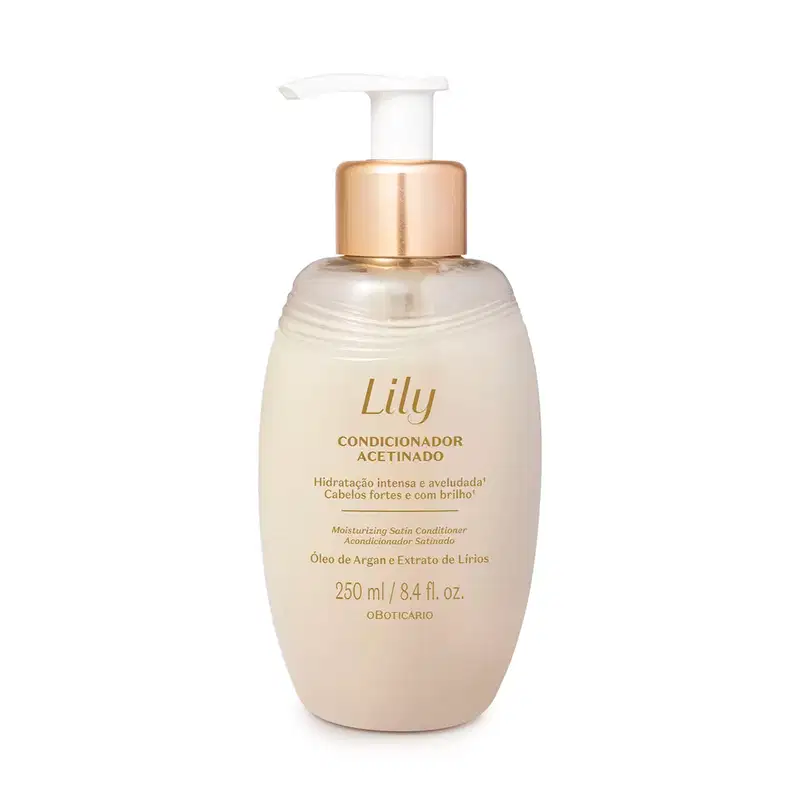 Imagem de frasco de condicionador acetinado da marca Lily, com embalagem e bomba dosadora brancas com detalhes dourados. O rótulo traz a marca e as informações sobre o produto em leras também douradas. Sugere um produto sofisticado para cuidados pessoais.