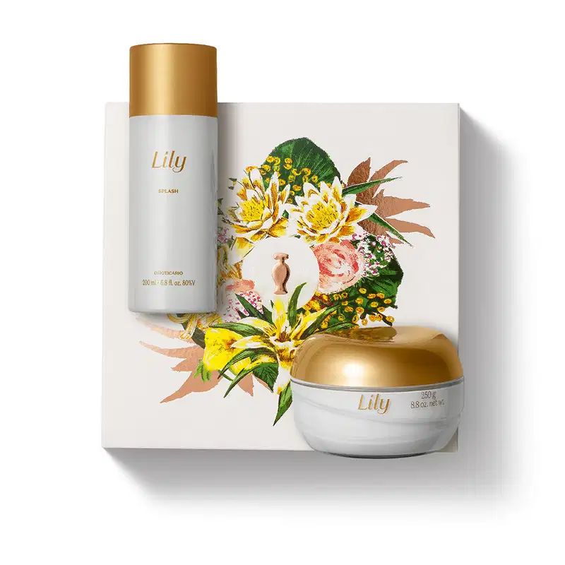 Imagem do kit de cuidados pessoais Lily, com pote de creme acetinado corporal e um frasco de body splash, além de uma caixa com ilustração floral. As embalagens são brancas com tampas e rótulos dourados.