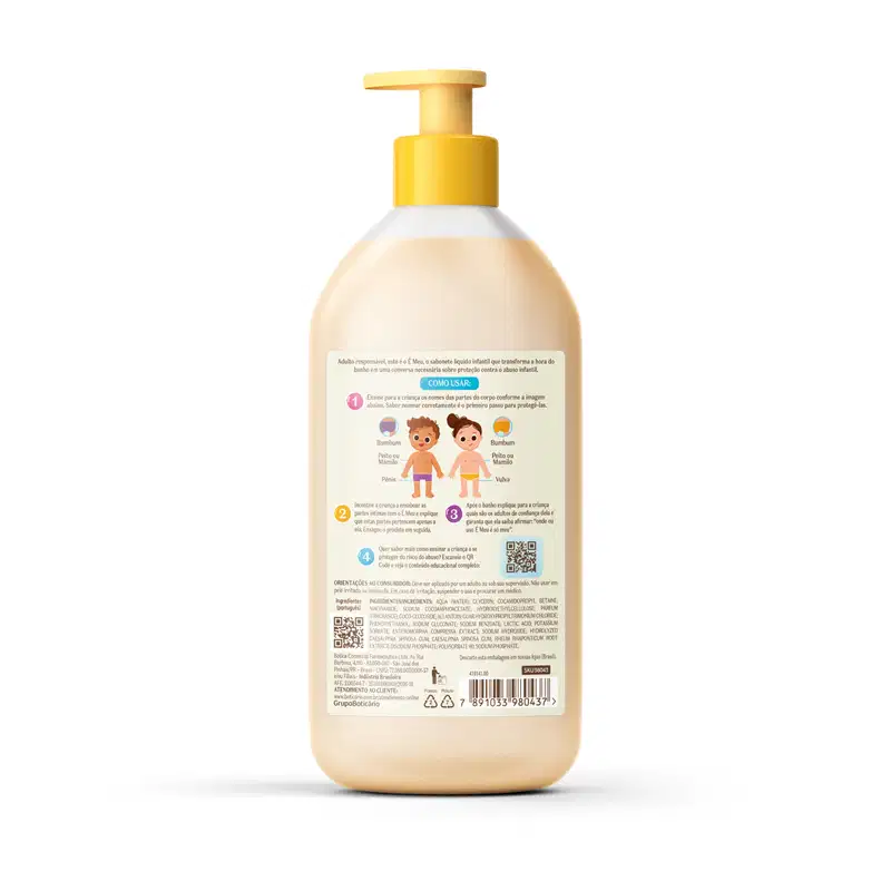 Verso do frasco sabonete liquido infantil da linha É MEU, de O Boticário em material plástico em tom rosado com bomba dosadora amarela, com rótulo informativo sobre instruções de uso.