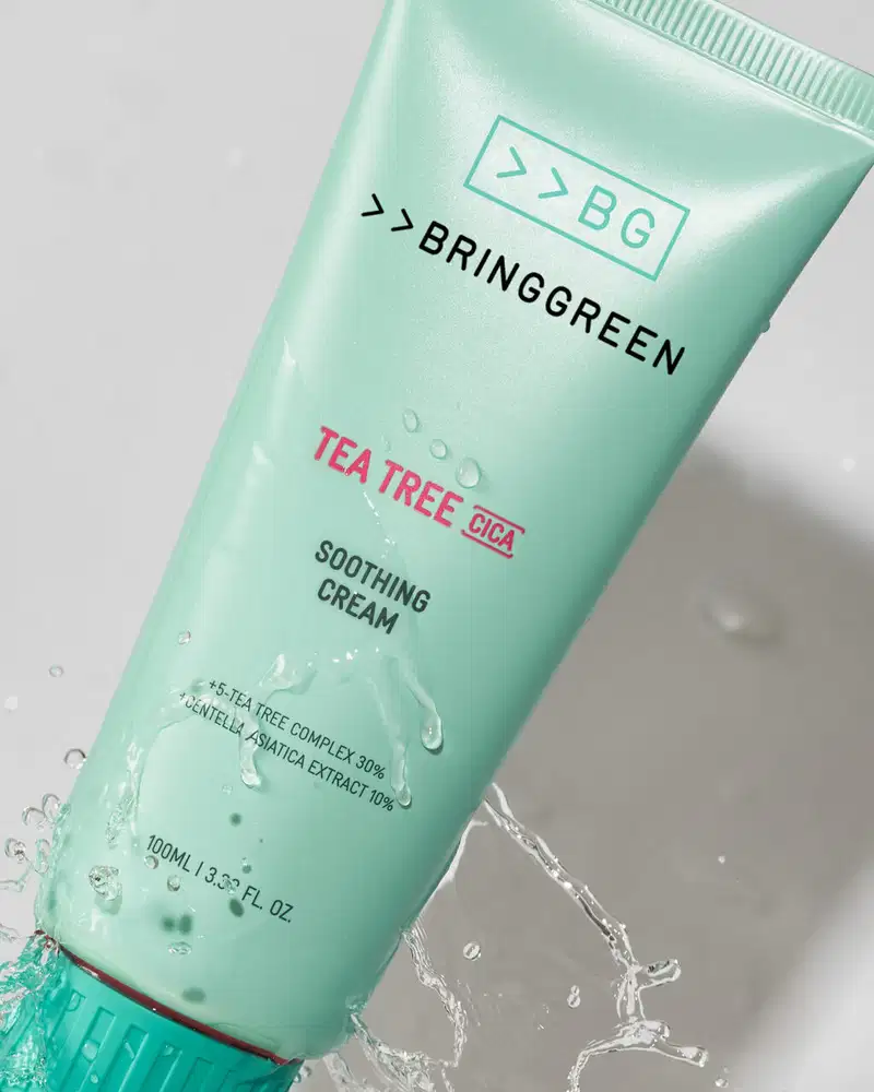 Tubo de produto Bringgreen de 100 ml com embalagem verde-menta, rótulo com nome da marca e ingrediente principal "Tea Tree Cica", com informações sobre o produto.