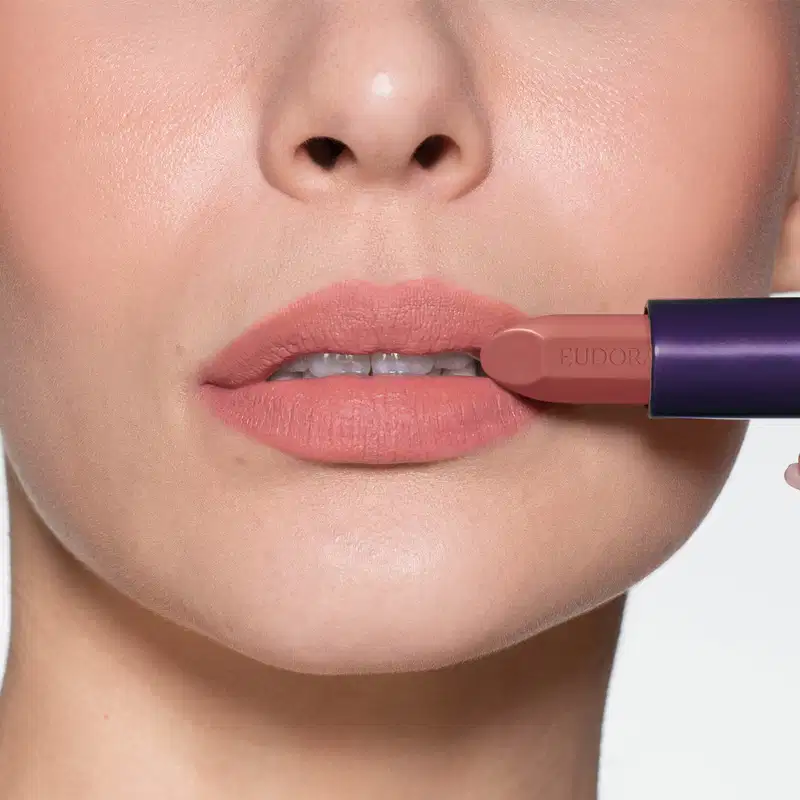 Batom Matte Nude Expressão Eudora Make Kiss Me 3,7g