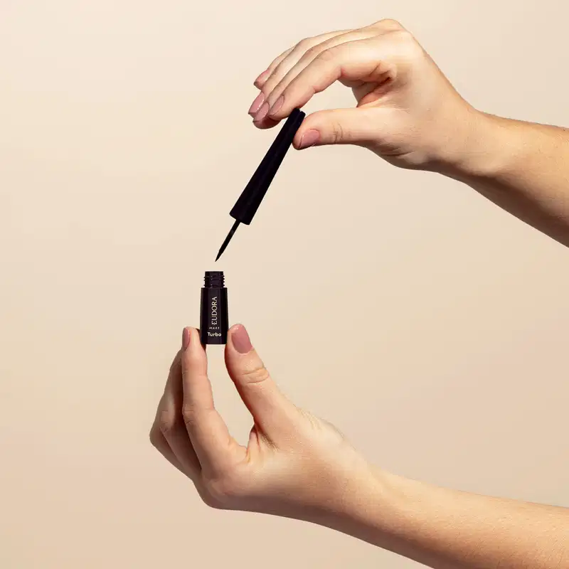 Delineador Líquido Para Olhos Preto Essencial Eudora Make 2,5ml