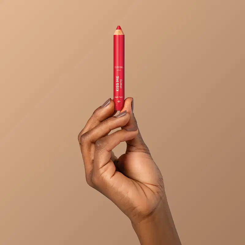 Lápis Multifuncional Vermelho Kiss Me Cherry 3 em 1 1,2g