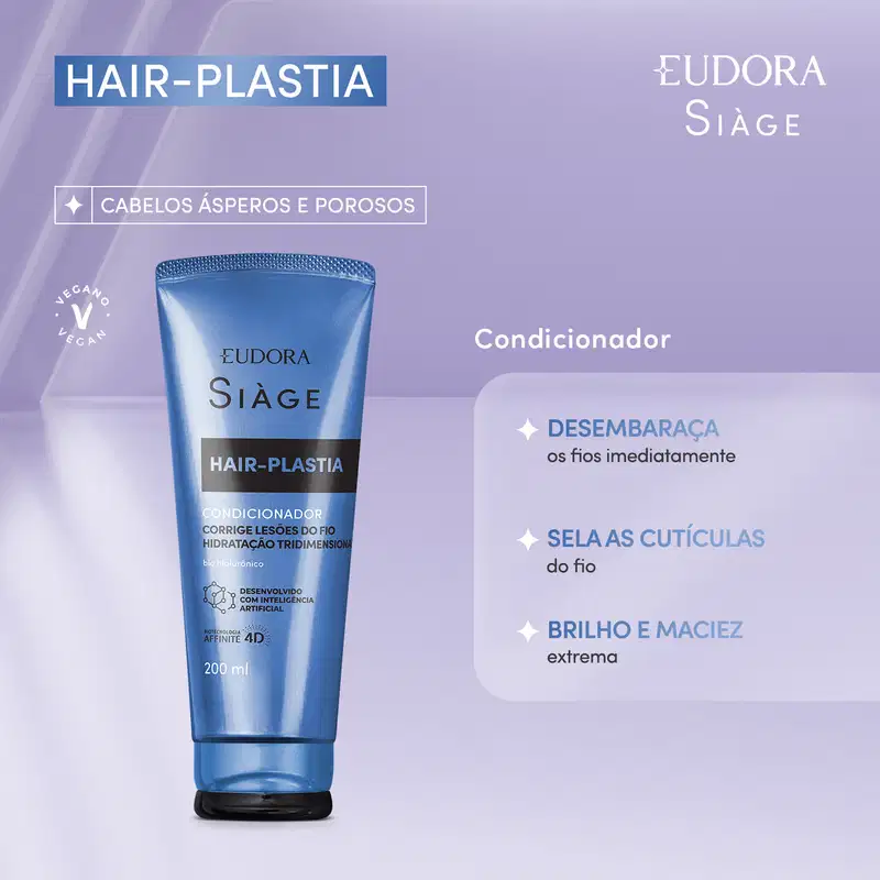 Card com benefícios do produto. Frasco ao lado esquerdo com o texto HAIR-PLASTIA CONDICIONADOR DESEMBARAÇA os fios imediatamente, SELA AS CUTÍCULAS do fio, BRILHO E MACIEZ extrema do lado direito.