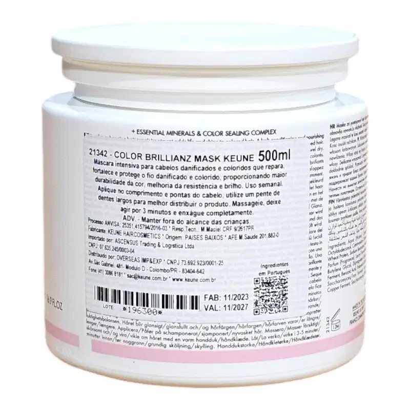Frasco branco de 500ml da máscara intensiva para cabelos danificados e coloridos da linha Color Brillianz da Keune, com rótulo detalhado sobre o produto.