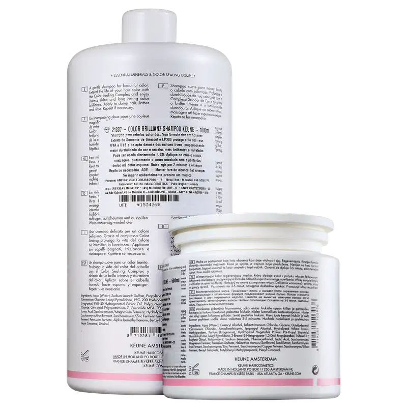 Dois frascos de shampoo da marca Keune, um maior e outro menor, com rótulos em inglês e português. O produto é descrito como um shampoo para cabelos coloridos, com complexo de selagem de cor.