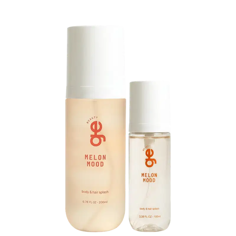 Dois frascos GE Beauty Melon Mood body & hair splash: frasco maior 200ml com embalagem branca e líquido bege claro, e frasco menor 100ml com embalagem branca e líquido transparente. Ambos apresentam logo "ge" em vermelho.