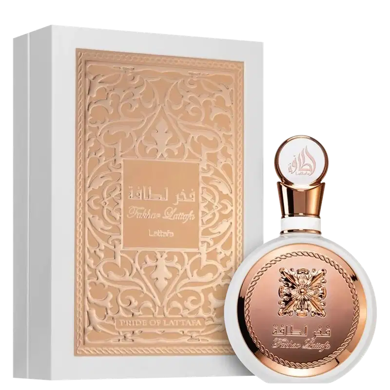 Frasco de item de perfumaria da marca Lattafa, com embalagem decorada em tons de bege e dourado, contendo texto em árabe e logotipo em relevo.
